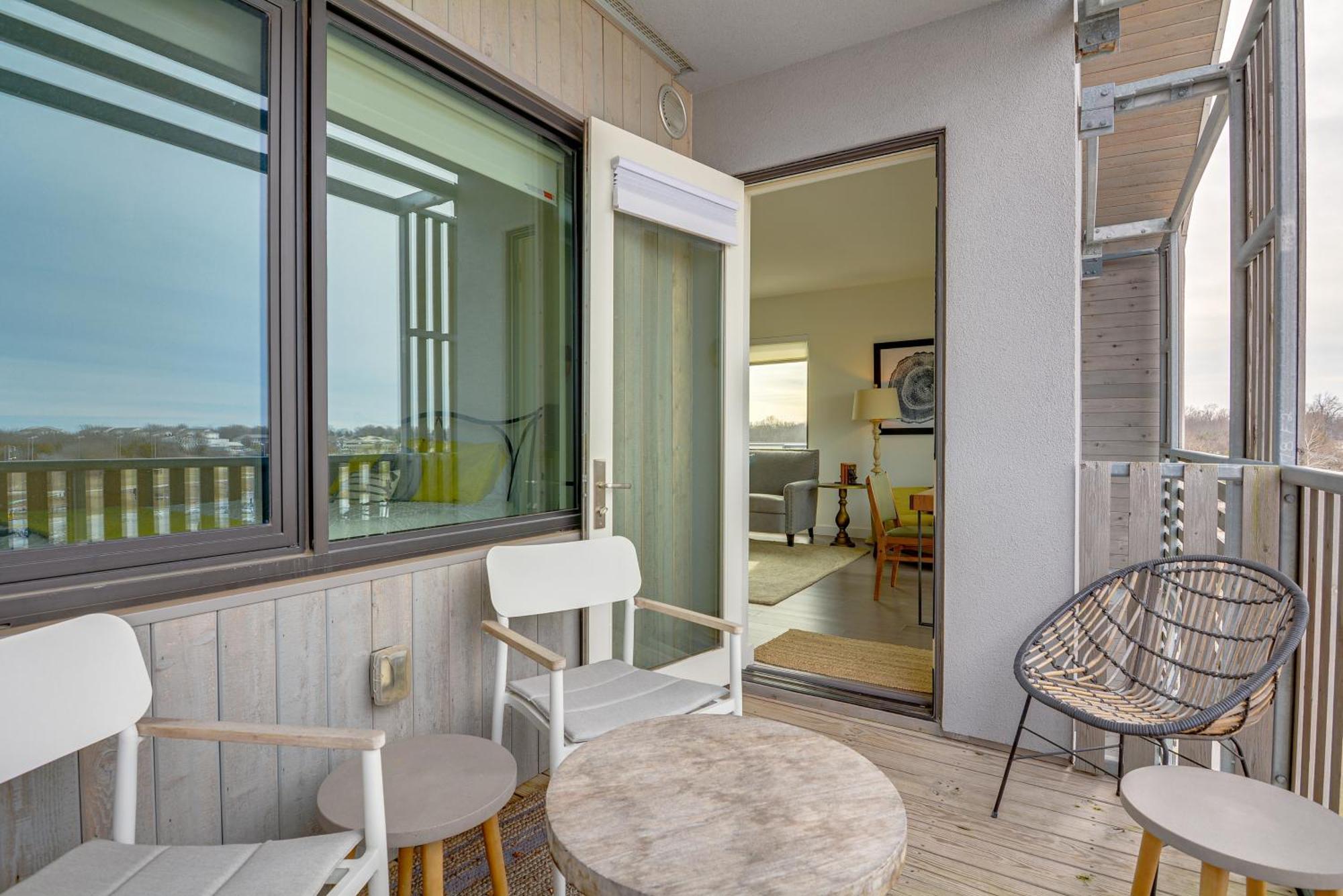 Modern Springfield Apartment About 7 Mi To Downtown! Εξωτερικό φωτογραφία