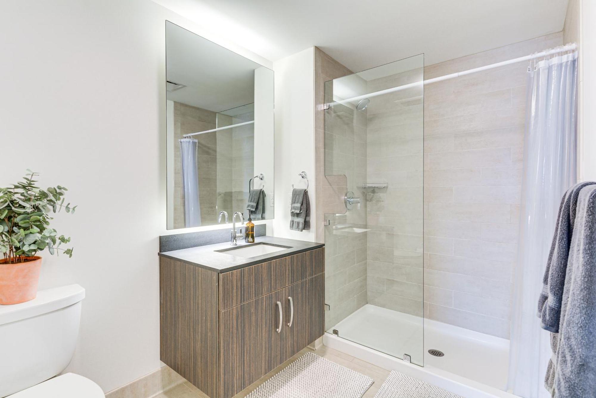 Modern Springfield Apartment About 7 Mi To Downtown! Εξωτερικό φωτογραφία