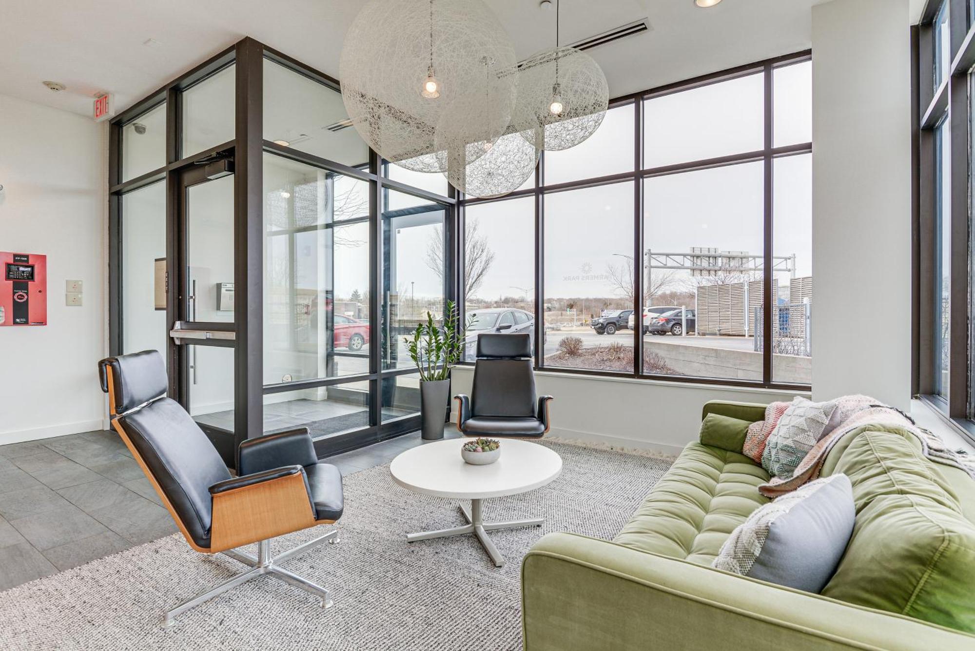 Modern Springfield Apartment About 7 Mi To Downtown! Εξωτερικό φωτογραφία